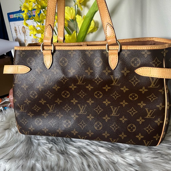 Louis Vuitton Handbags - Batignoles horizontal